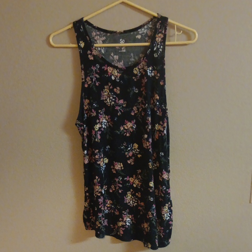 So Brand  Women's Floral Black Tank Top Size Medium